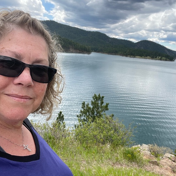 Meet your Posher, Judith - Picture 2 of 2